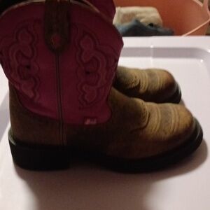 Justin Gypsy Boots Fuschia and Brown Cowboy Boots -8.5M